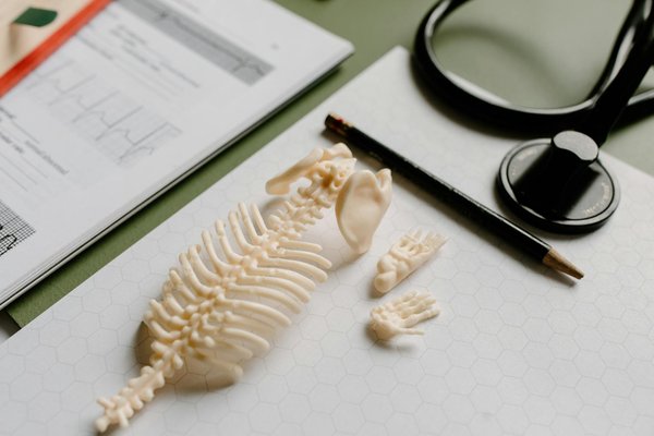 Les associations qui soutiennent les soins à domicile pour les seniors